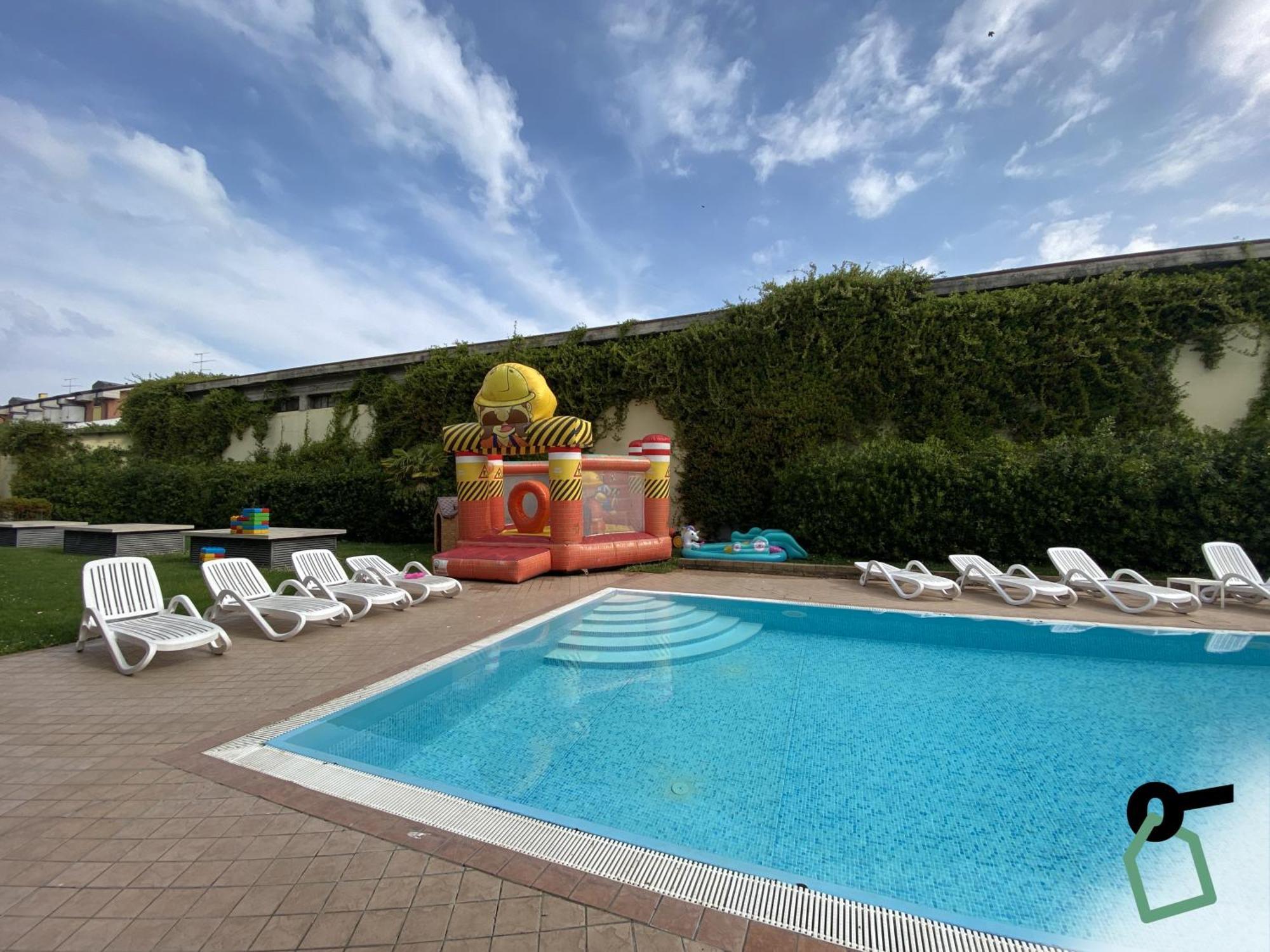 Hotiday Residence Garda Peschiera del Garda Exteriör bild